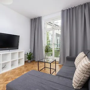 1-bedroom With Balcony - Dluga 65 , Kraków Polska